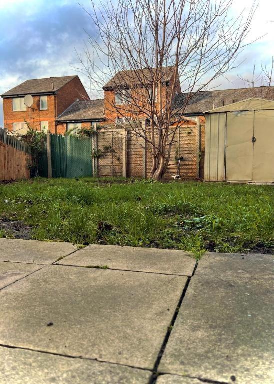 Entire 2 Bedroom House In Hackney Londen